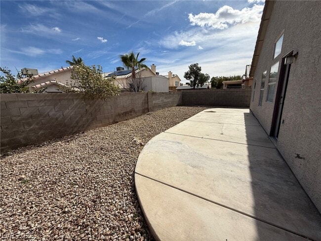 Building Photo - 5438 Morning Swim Ln