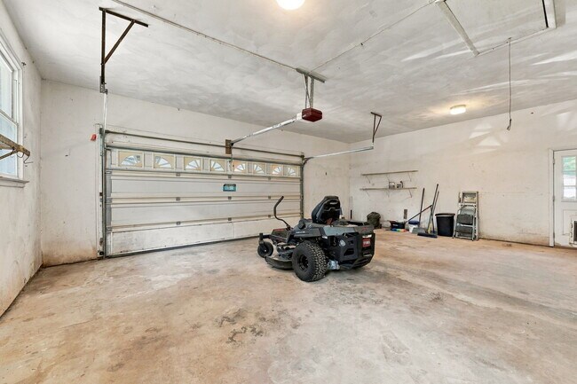 Building Photo - 2260 Indian River Rd
