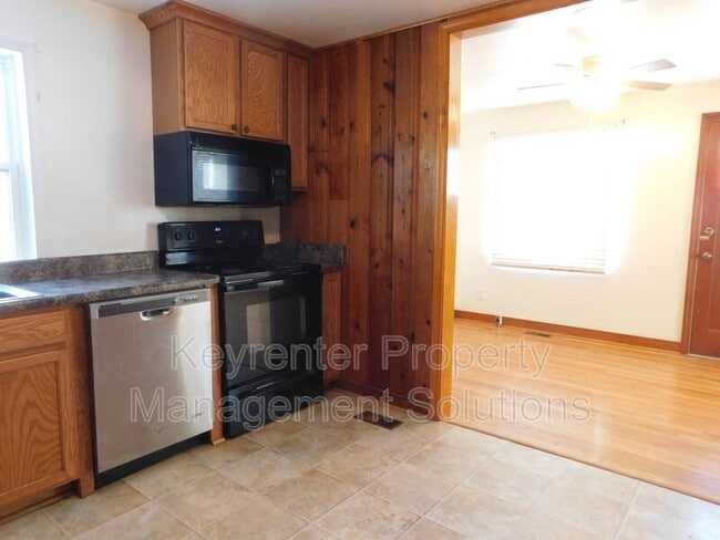 Building Photo - 277 Skyview Cir