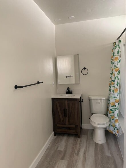 Building Photo - 4302 Muscatel Ave