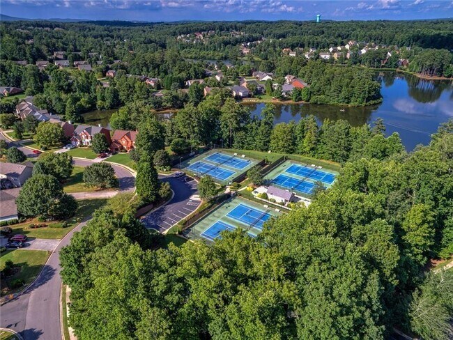 Building Photo - 770 Glastonbury Ct