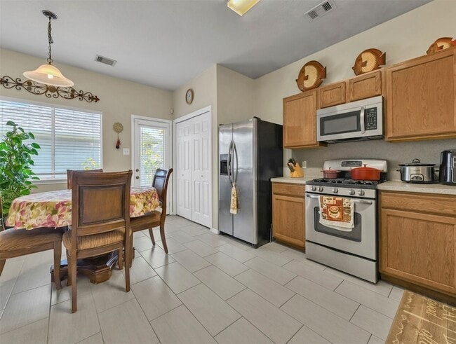 Building Photo - 21879 Mossy Field Ln