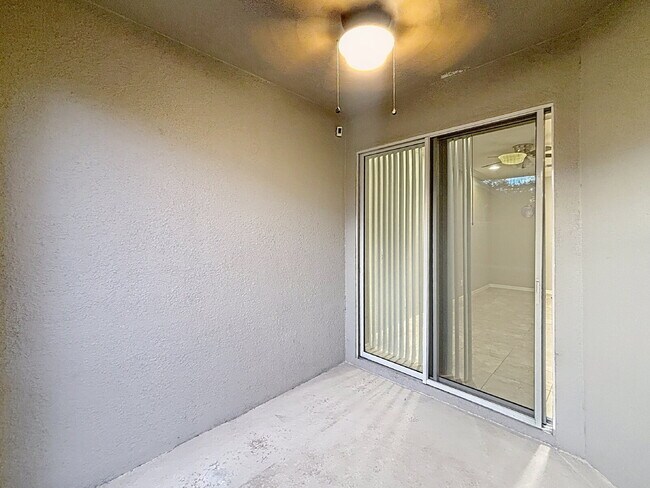 Building Photo - 1077 Amber Leaf Trl