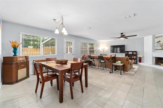 Building Photo - 11102 Ptarmigan Dr