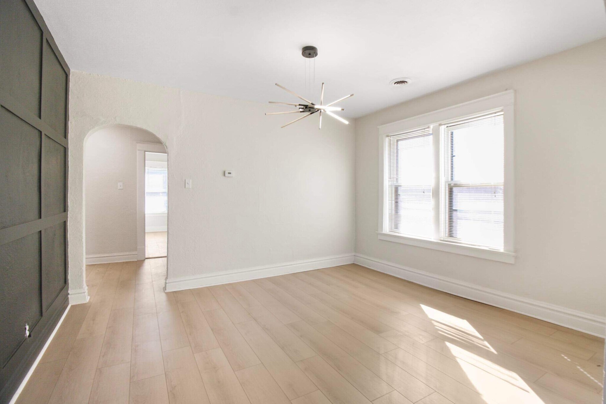 Building Photo - 7104 Tulane Ave