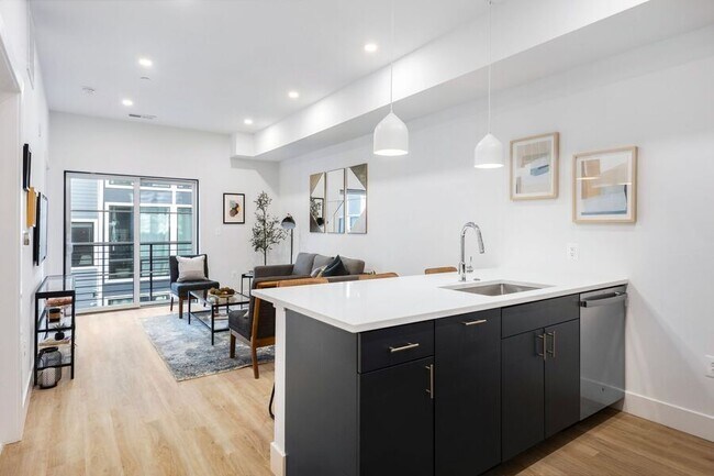 Building Photo - 2310 4th St NE