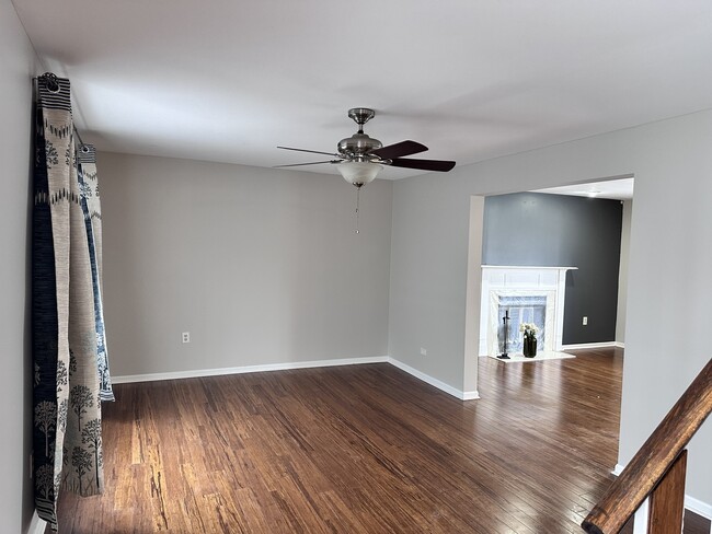 Building Photo - 2856 Evergreen Ln