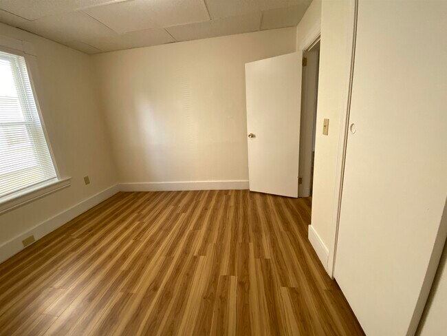 Building Photo - 93 Second St