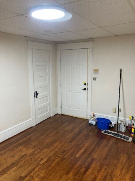 Building Photo - Towne Center Apartments