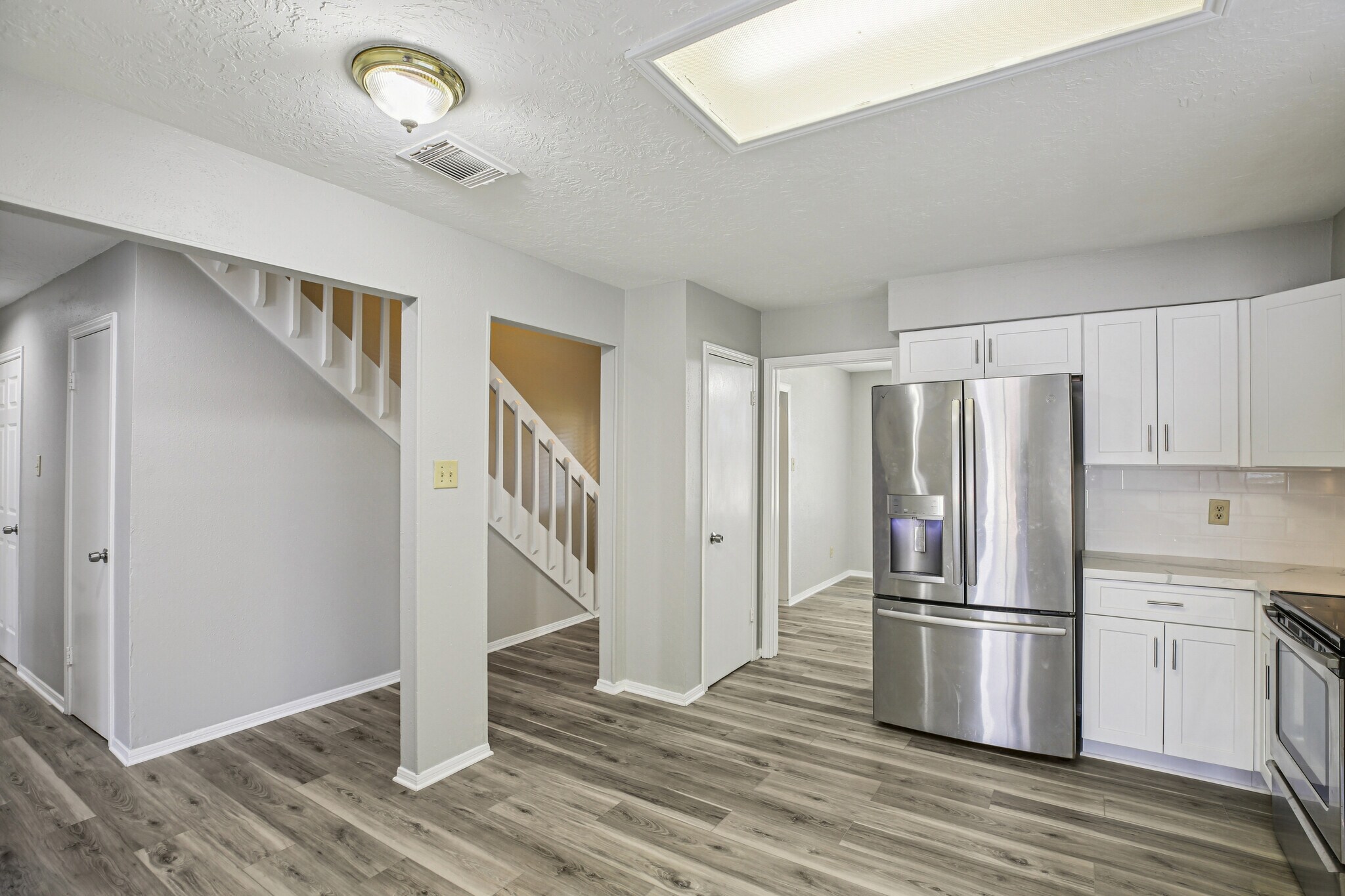 Building Photo - 3715 Wells Mark Dr