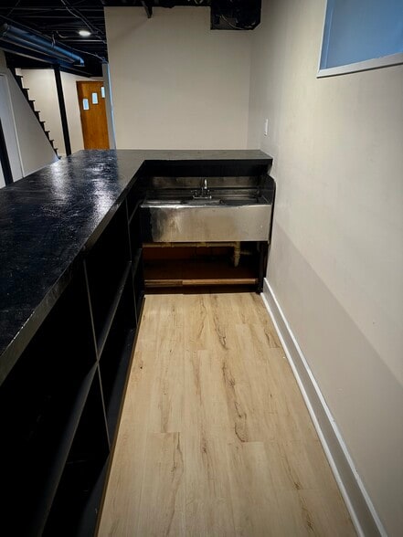 Basement Bar - 2024 Perrysville Ave