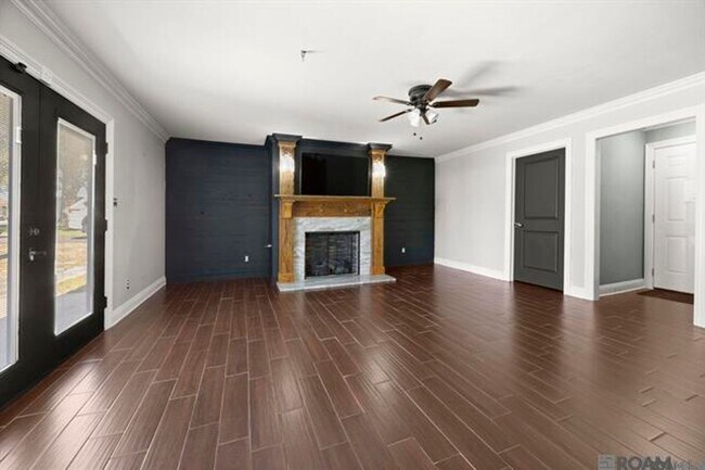 Building Photo - Spacious 4-Bedroom Home on One Acre in Denham Springs