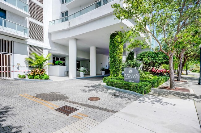 Building Photo - 4250 Biscayne Blvd