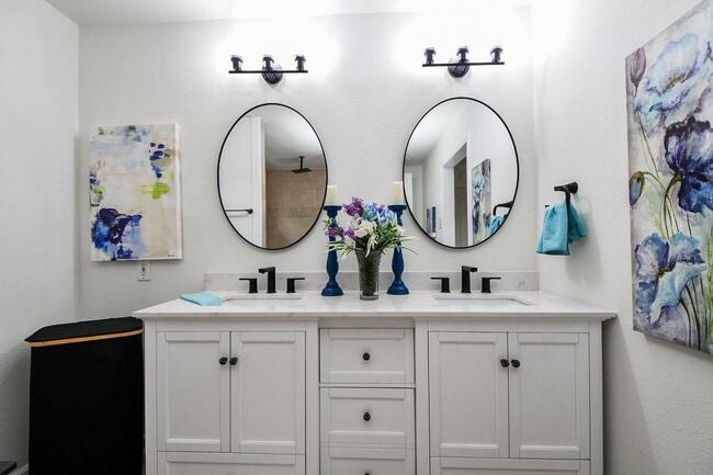 Building Photo - 23931 Pepperrell Pl St