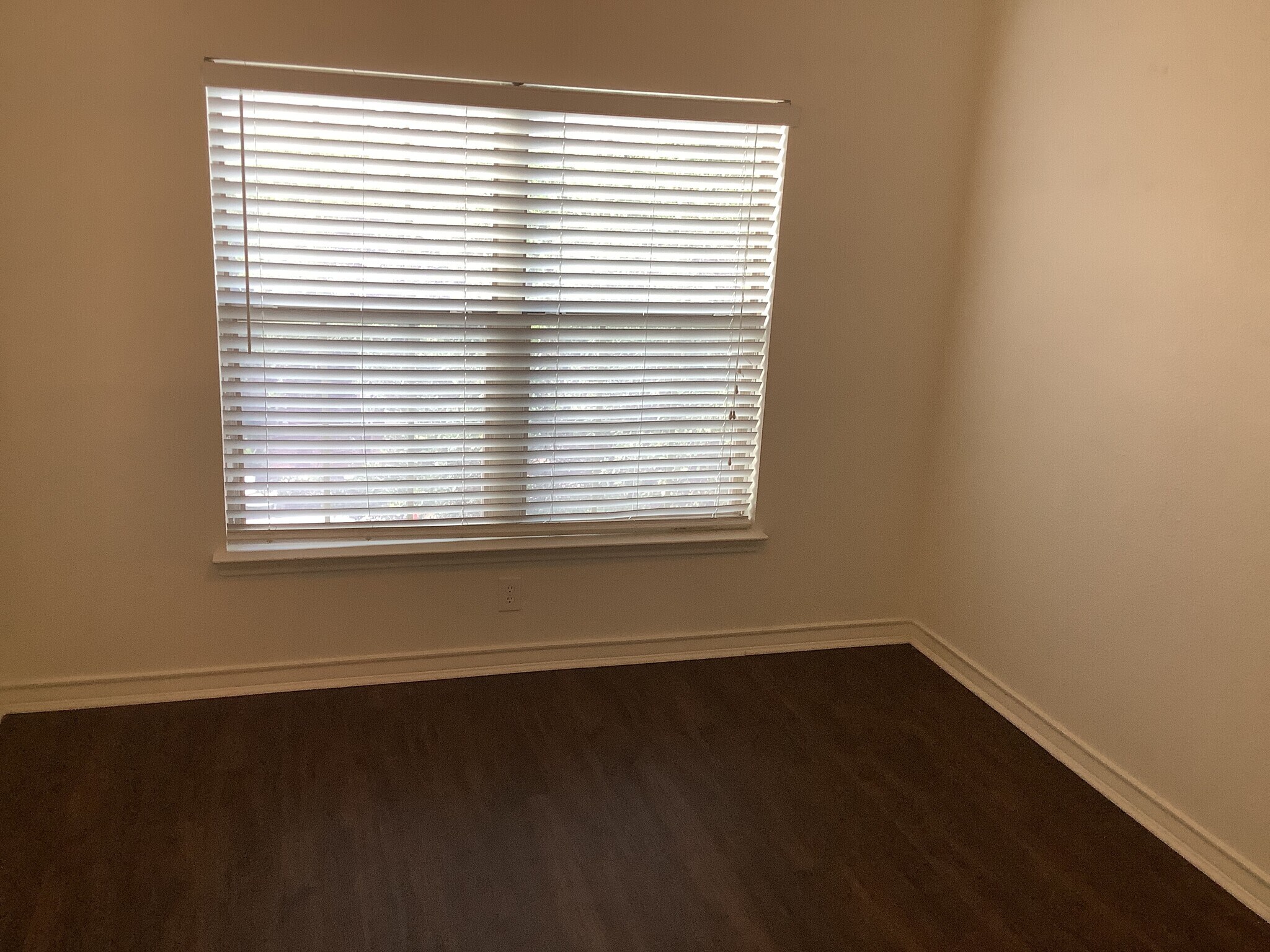 Building Photo - 1223 Cresswell Cove