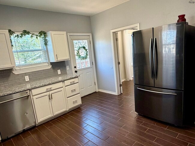 Building Photo - 2309 Grant St