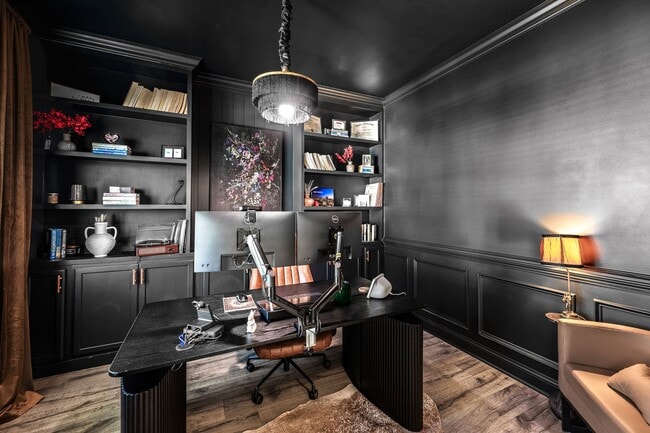 Building Photo - 227 Lookout Ln