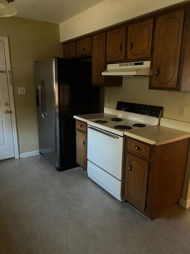 Building Photo - Beautiful Home in Indian Creek