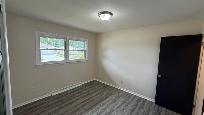 Building Photo - 1310 Orchard Dr