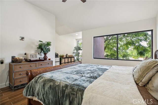 Building Photo - 25761 Le Parc