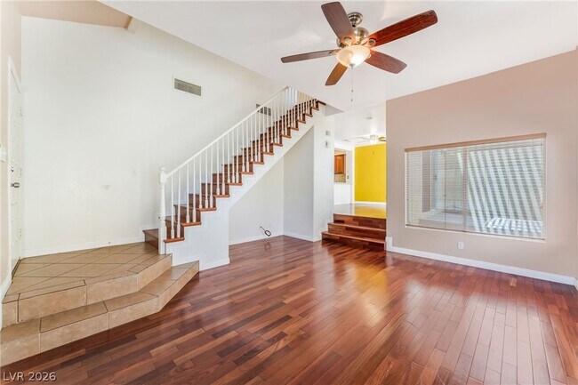 Building Photo - 3467 Blue Heather Dr