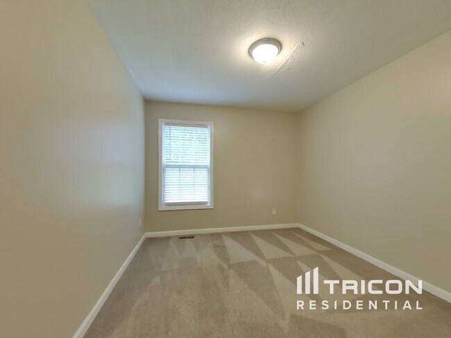 Building Photo - 7258 Brittany Way