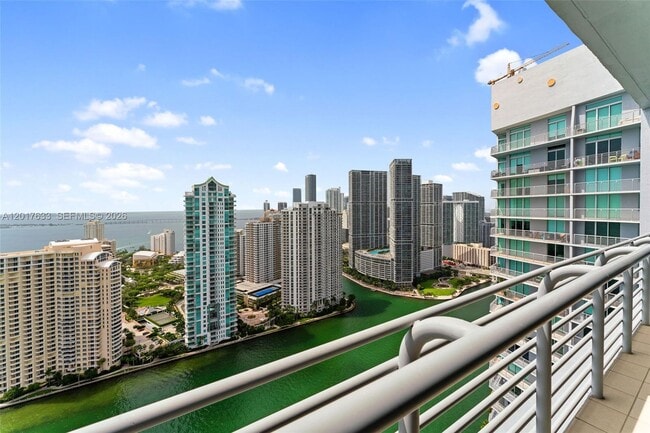 Building Photo - 335 S Biscayne Blvd