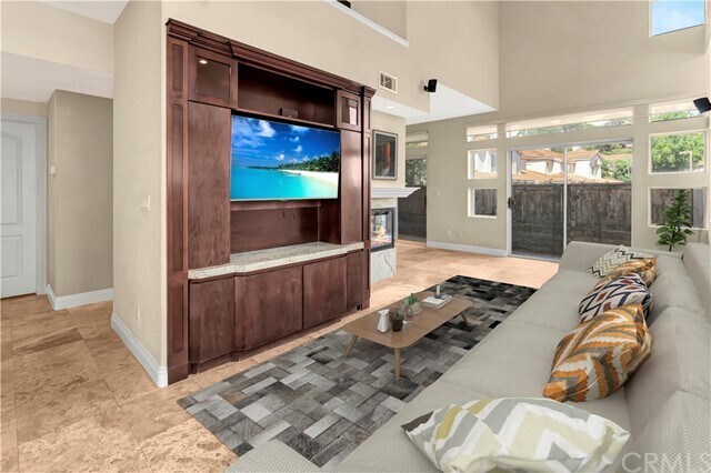 Building Photo - 323 Via Presa