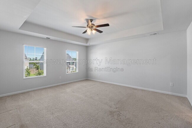 Building Photo - 504 Myrtle Crst