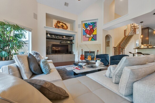 Building Photo - 6334 Collina Springs Ct
