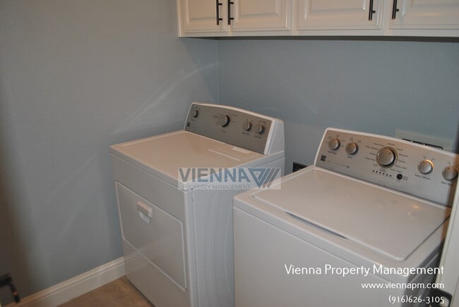 Building Photo - Gorgeous Rocklin Home in a great location