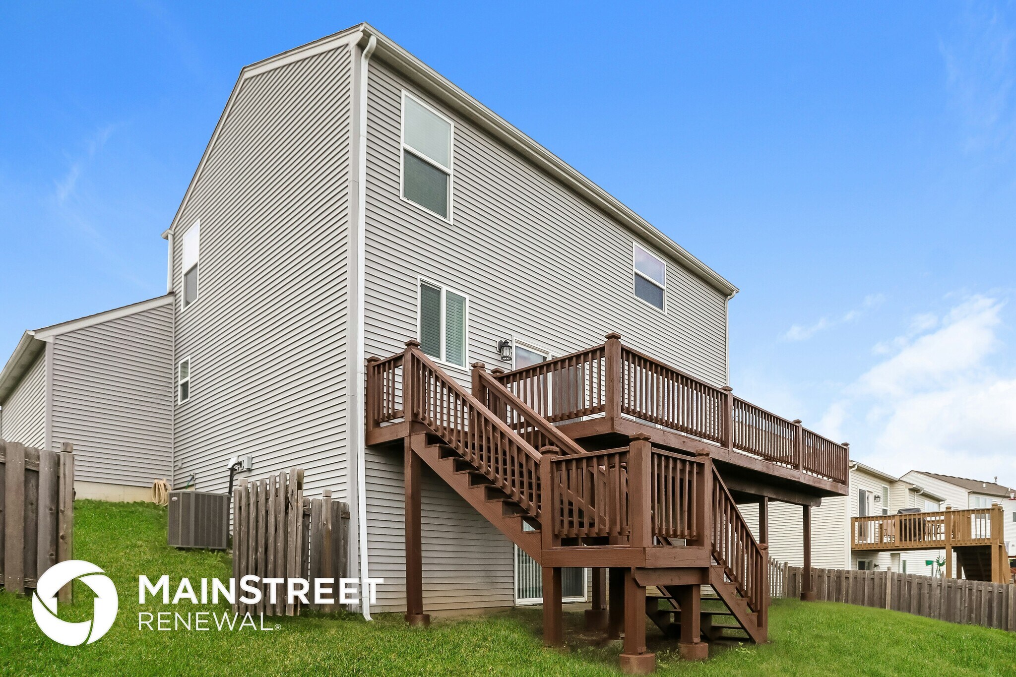 Building Photo - 7831 N Lawn Ave