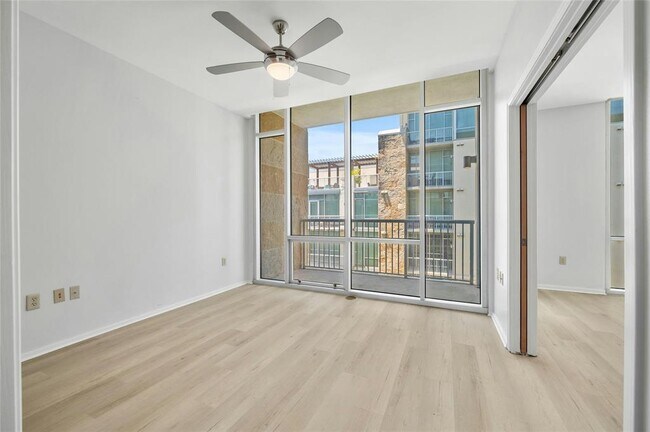 Building Photo - 1600 Barton Springs Rd