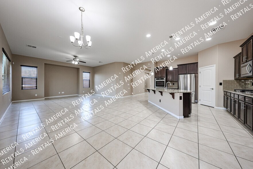 Building Photo - 20856 E Arroyo Verde Dr