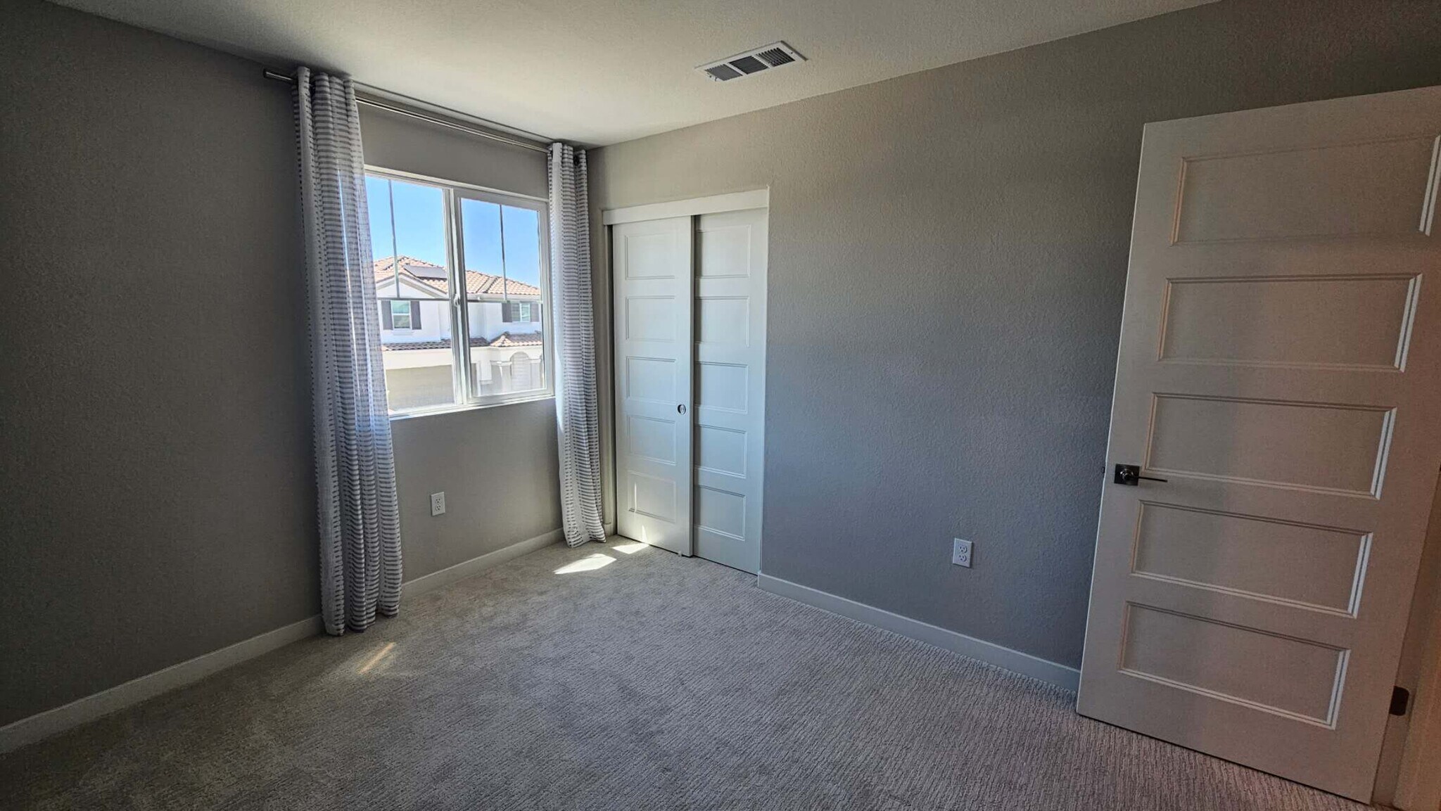 Building Photo - 10346 S Solvita Way