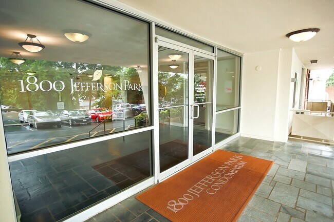 Building Photo - 1800 Jefferson Park Ave