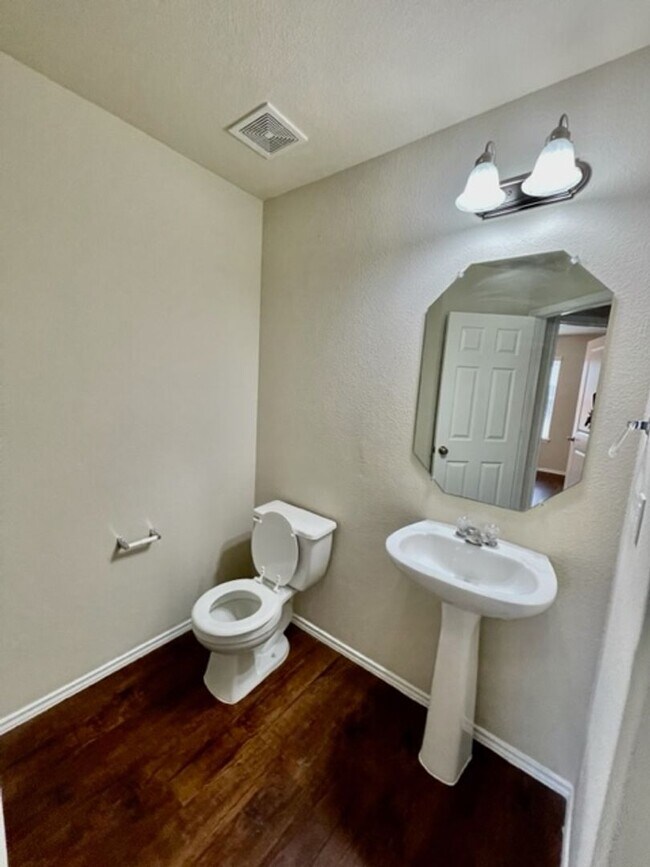 Building Photo - 6513 Cold Water