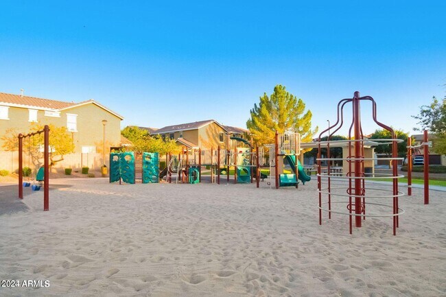 Building Photo - 1882 S Seton Ave