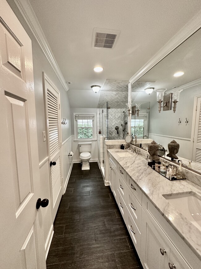 Building Photo - 1835 Manor Mill Rd