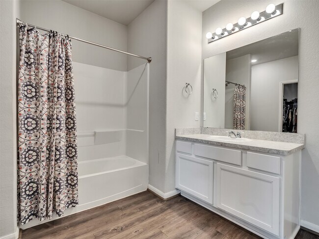 Building Photo - 507 Thunder Cloud Dr