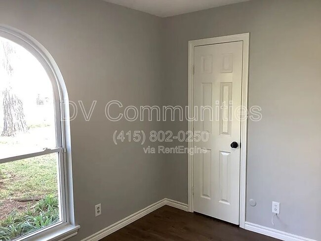 Building Photo - 20607 Nannette Ln