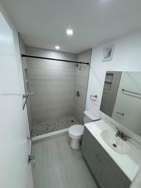 Building Photo - 6845 SW 45th Ln