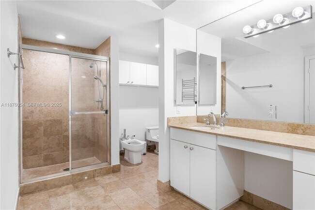 Building Photo - 4779 Collins Ave