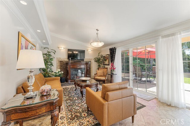 Building Photo - 14022 Elmbrook Dr