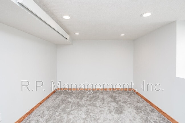 Building Photo - 1629 Watson Ave