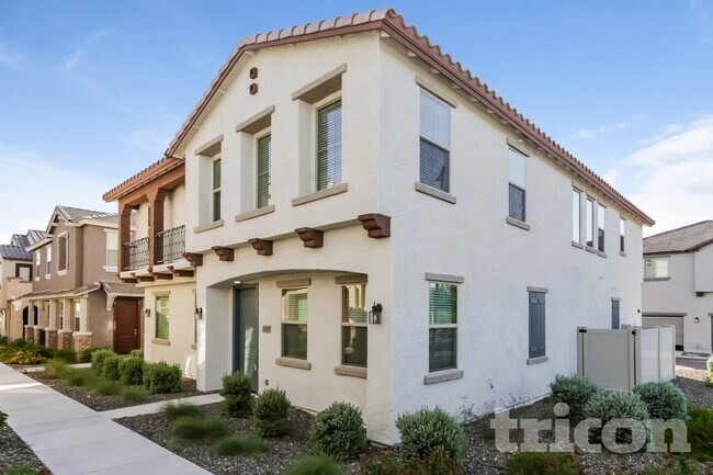 Building Photo - 12592 W Lindbergh Dr