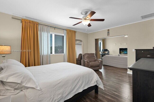 Building Photo - 8986 SW 214th Terrace