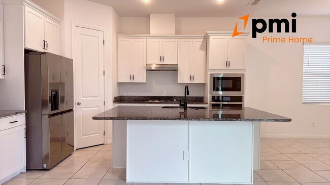 Building Photo - Spacious 3 Bedroom Home in Clermont, FL