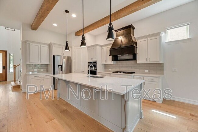Building Photo - 11093 Villa Canales Ln