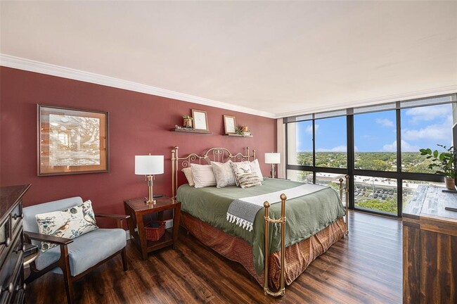 Building Photo - 3301 Bayshore Blvd